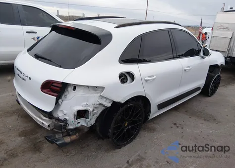 2018 Porsche Macan Gts z USA, uszkodzony, nr VIN WP1AG2A58JLB60311